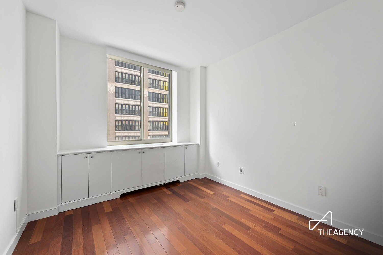 121 East 23rd Street, Unit 10C Manhattan, NY 10010 - Photo 10 of 14