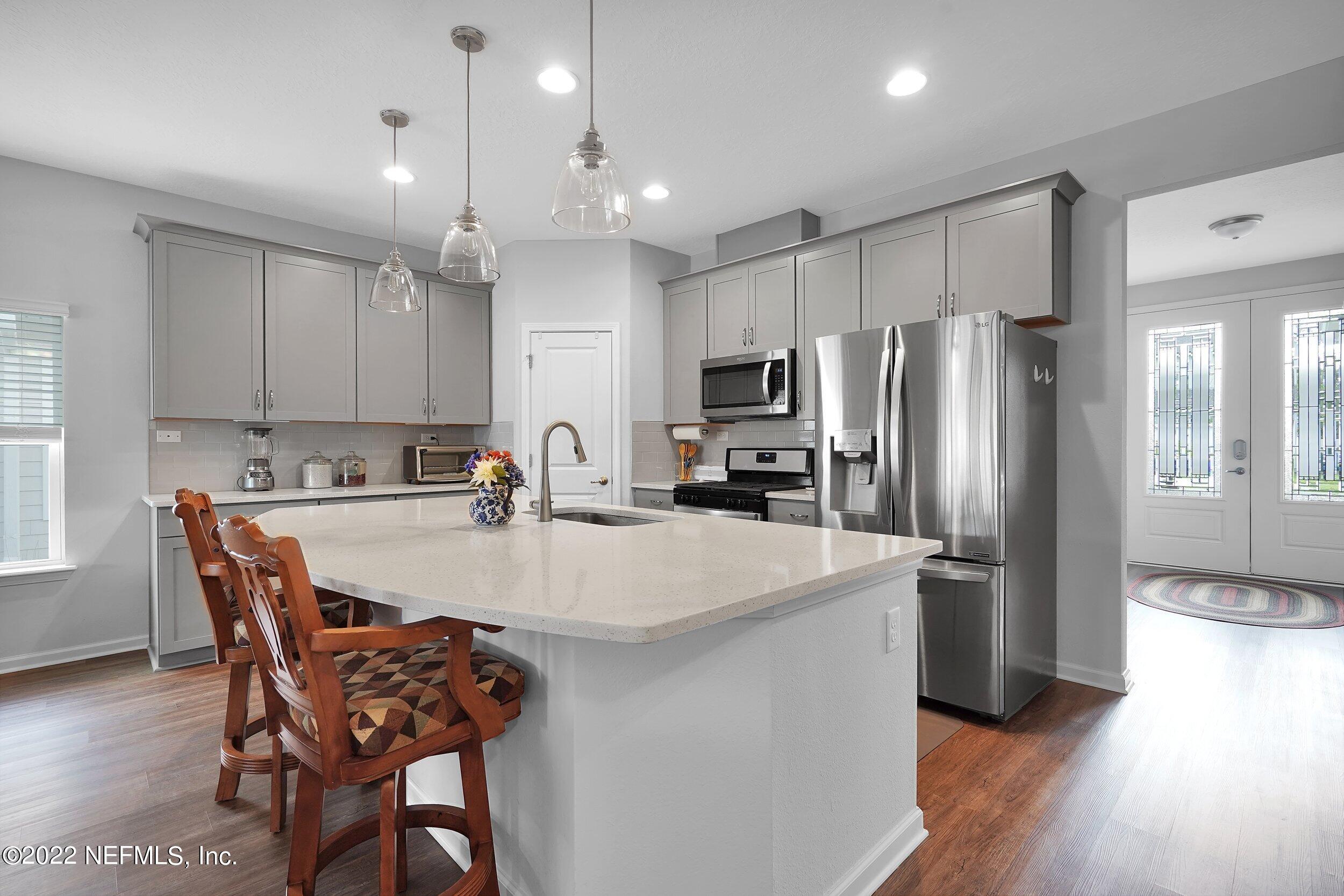 9962 Kevin Road Jacksonville, FL 32257 - Photo 11 of 31 Eatin in kitchen