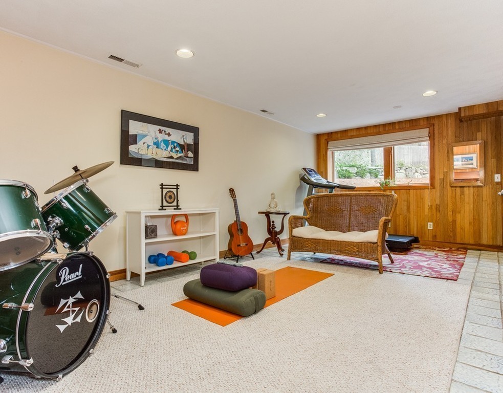 63 Carleton Road Carlisle, MA 01741 - Photo 21 of 23 Gallery Image 21