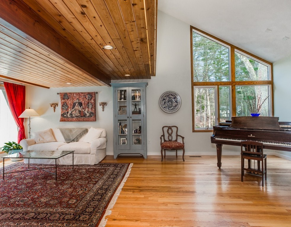 63 Carleton Road Carlisle, MA 01741 - Photo 6 of 23 Gallery Image 6