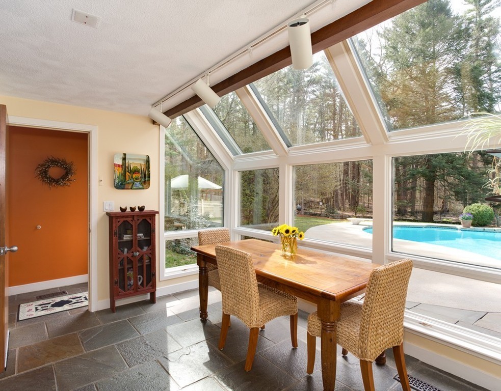 63 Carleton Road Carlisle, MA 01741 - Photo 9 of 23 Gallery Image 9