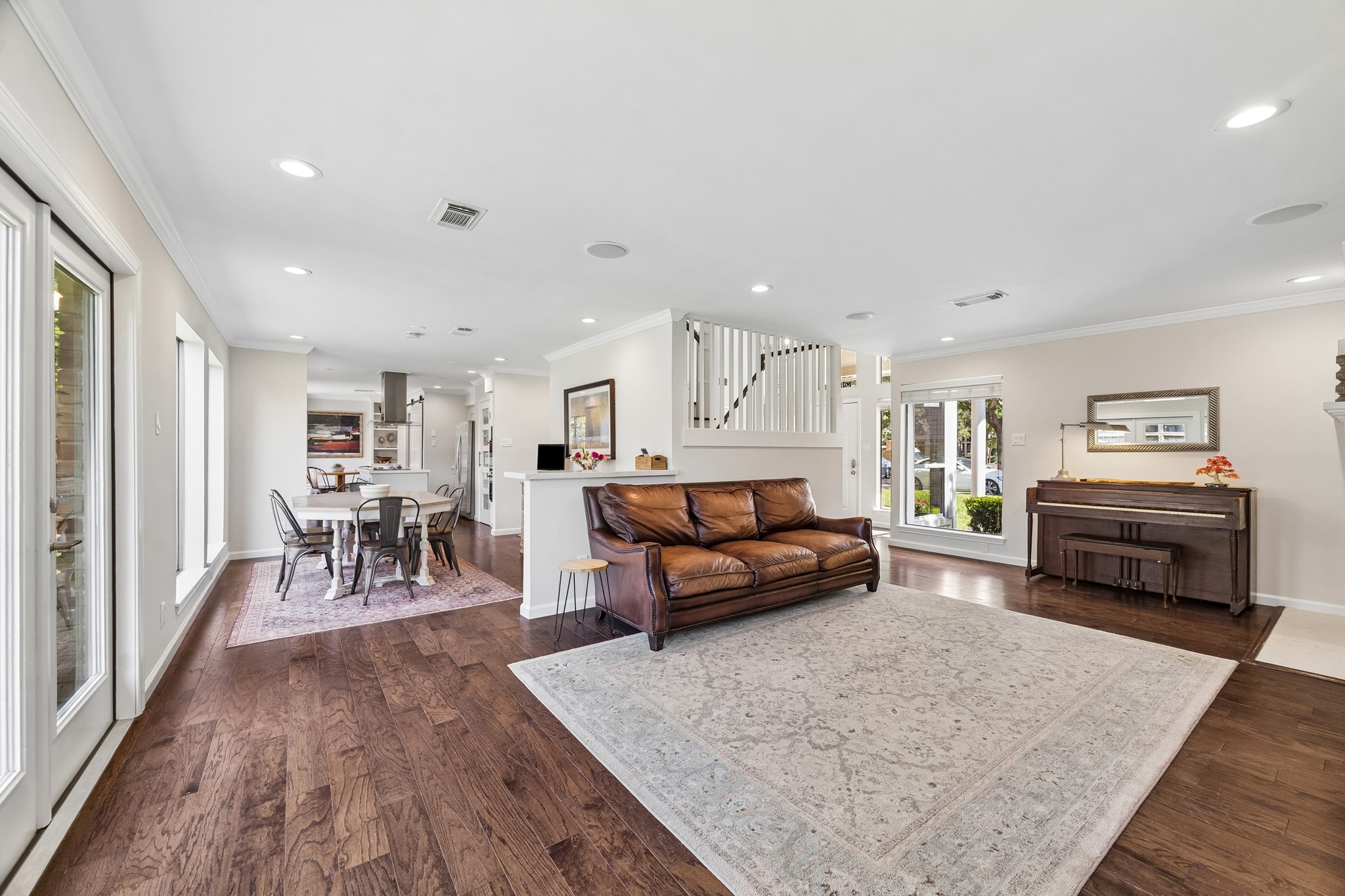 7738 Betty Jane Lane Houston, TX 77055 - Photo 11 of 30
