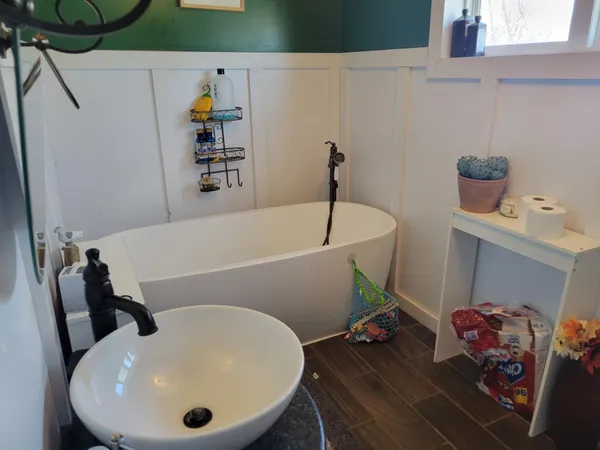 $182,500 | 933 North Labree Avenue, Thief River Falls, MN 56701