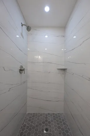 $5,000 | 3 Appian Place, Boston, MA 02128