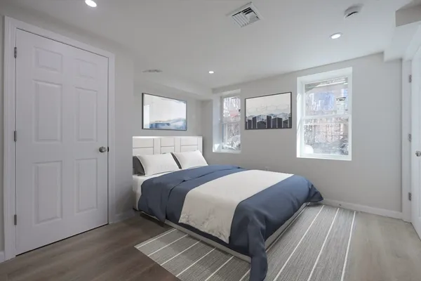 $5,000 | 3 Appian Place, Boston, MA 02128