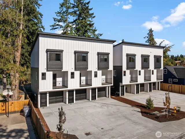 $1,200,000 | 309 118th Street South, Unit 3, Tacoma, WA 98444