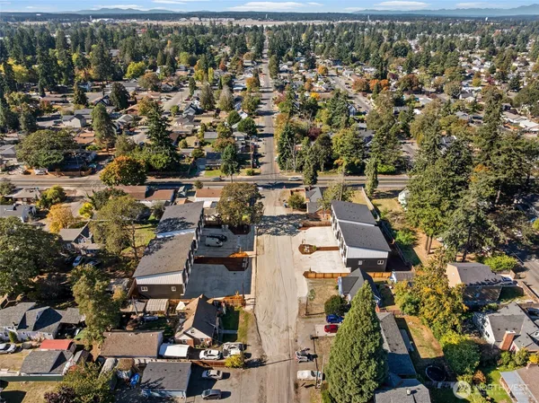 $1,200,000 | 309 118th Street South, Unit 3, Tacoma, WA 98444