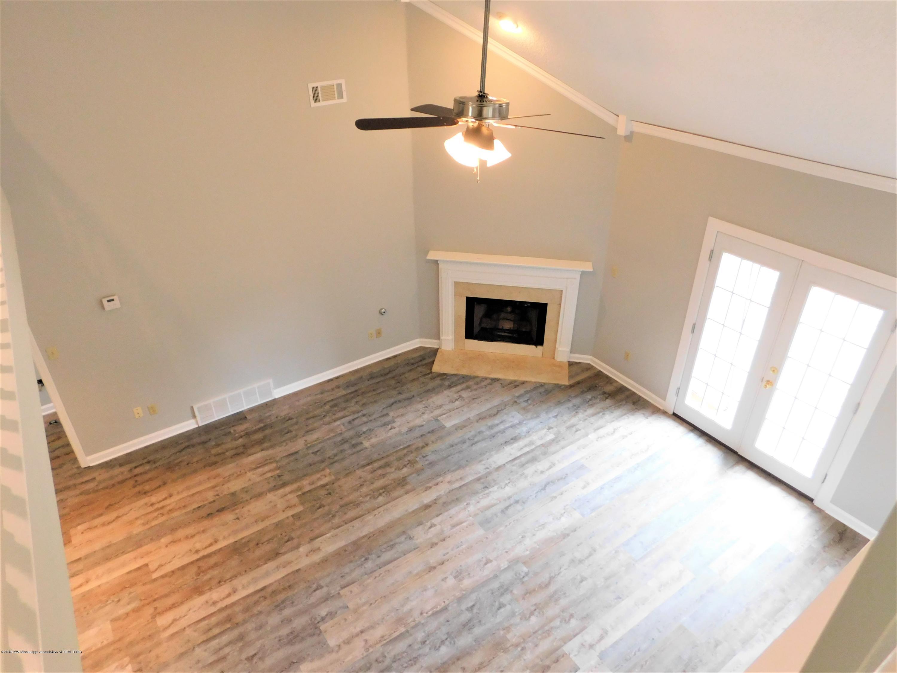 5898 Sparrow Run Olive Branch, MS 38654 - Photo 11 of 39 great room