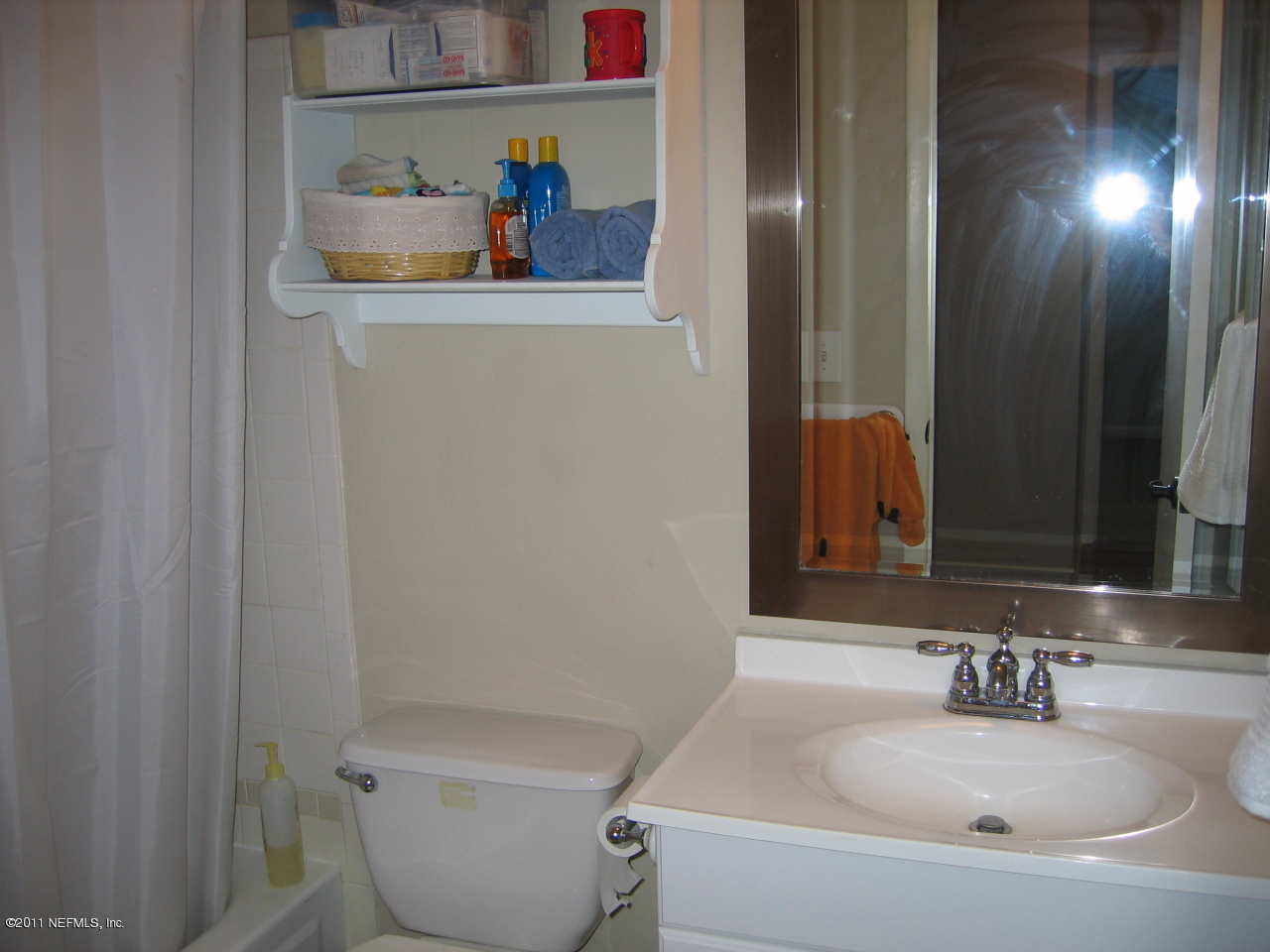 3252 Ricky Drive Jacksonville, FL 32223 - Photo 10 of 20 Common Bathroom