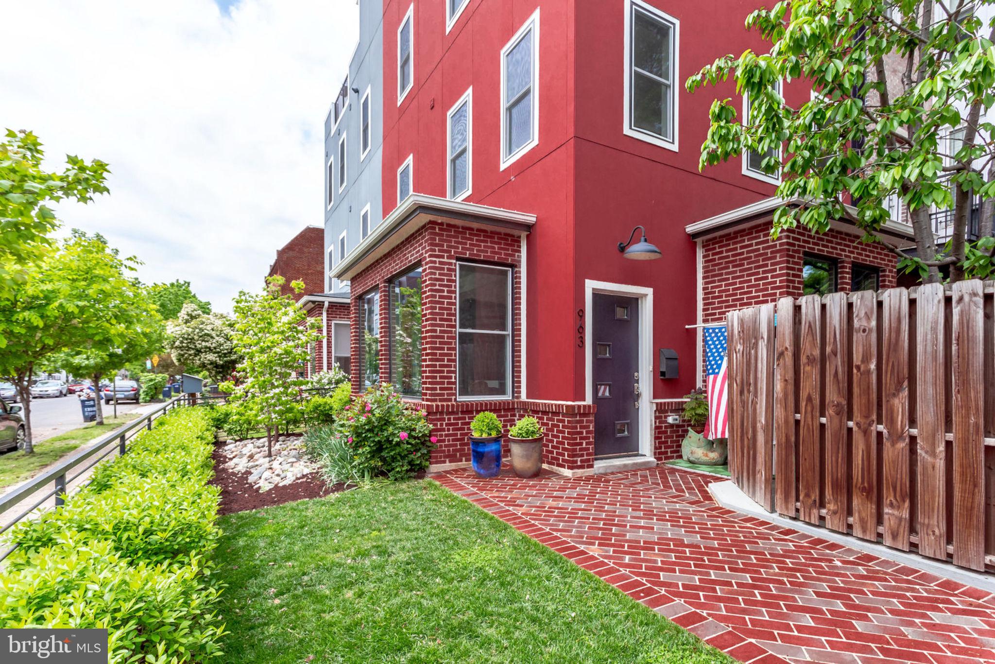 963 14th Street Southeast, Unit 1 Washington, DC 20003 - Photo 11 of 83 Front entrance to home