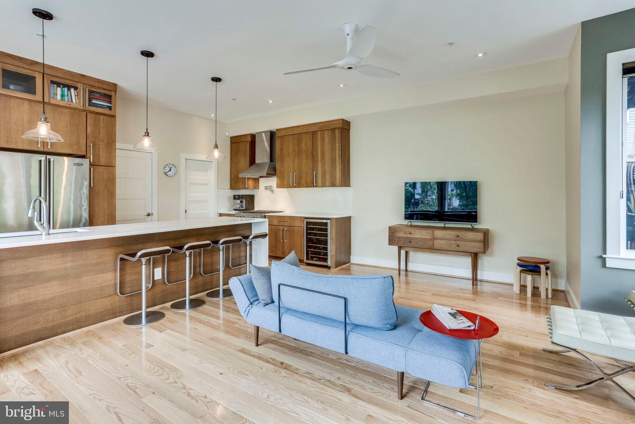 963 14th Street Southeast, Unit 1 Washington, DC 20003 - Photo 15 of 83