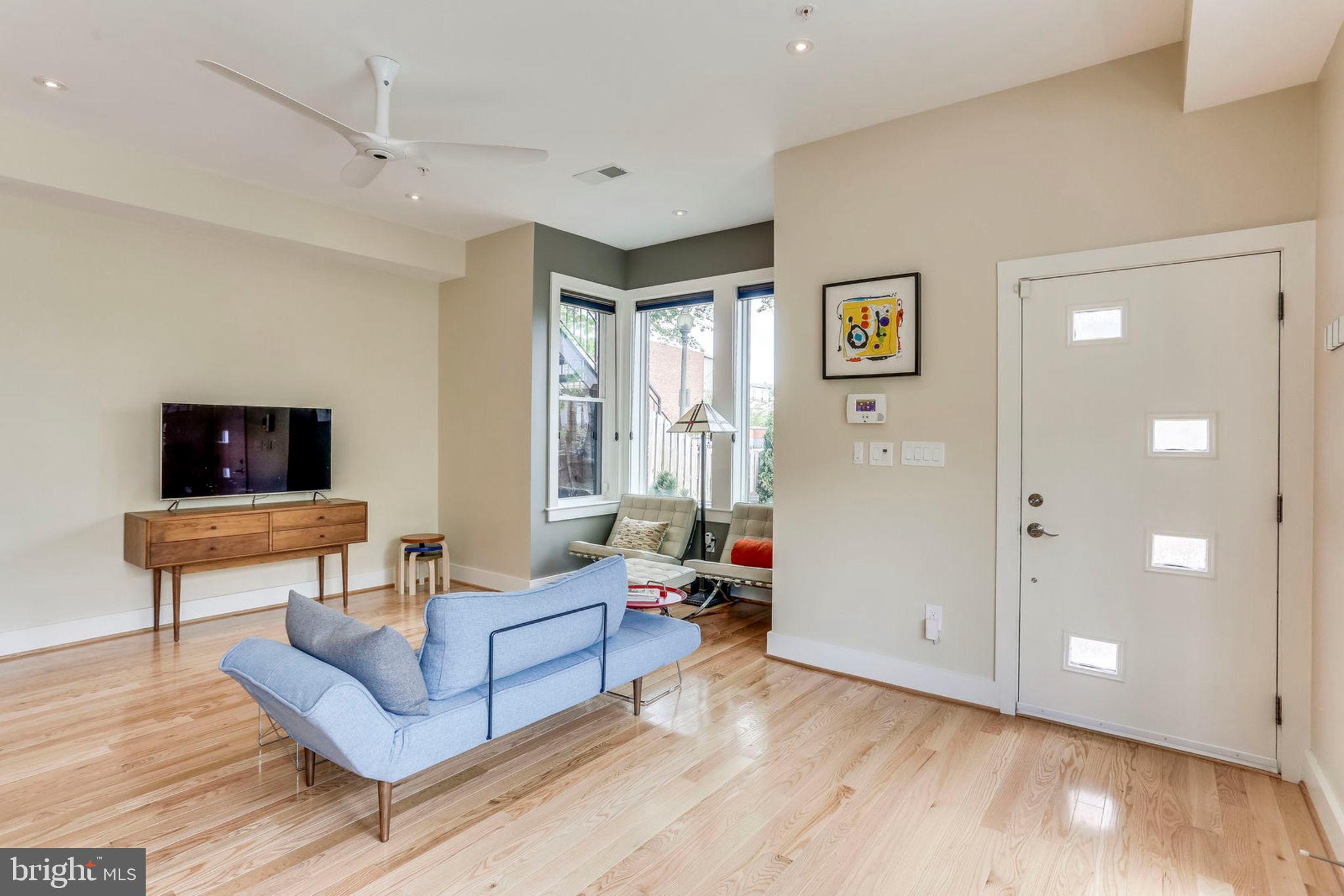 963 14th Street Southeast, Unit 1 Washington, DC 20003 - Photo 18 of 83