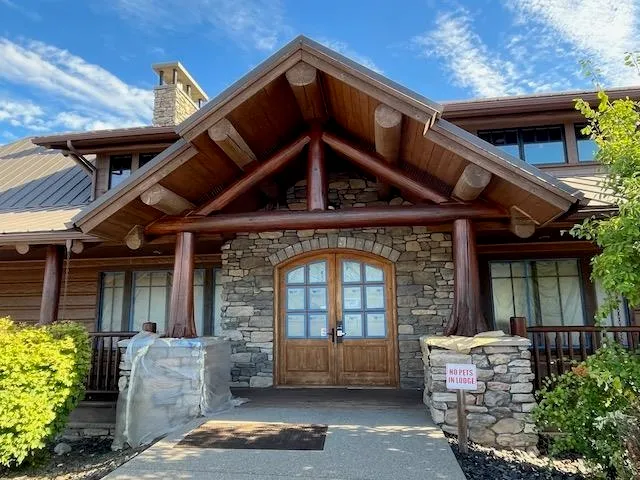 $79,900 | 836 1/2 Highway 2, Newport, WA 99156