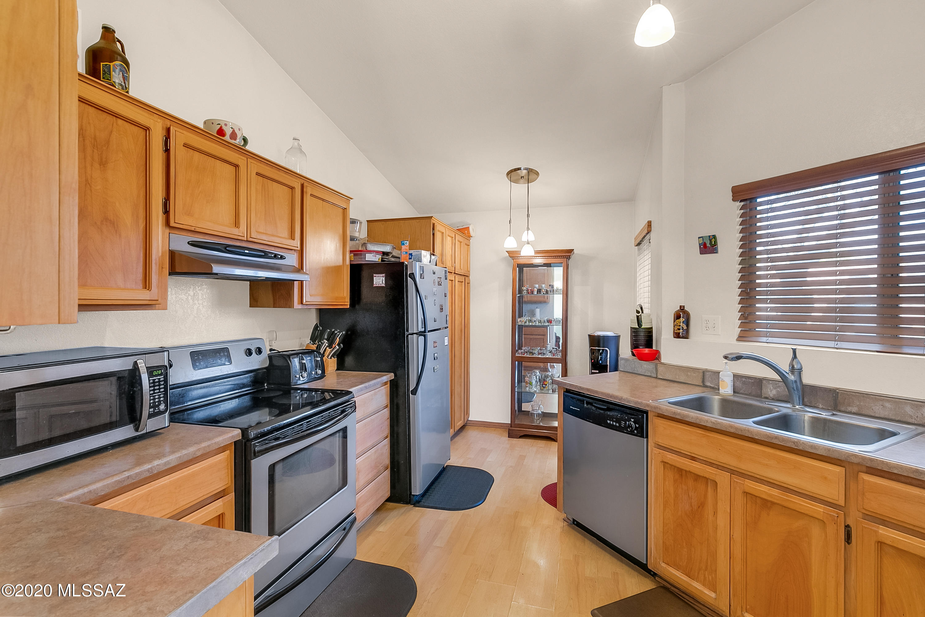 4302 East Presidio Road Tucson, AZ 85712 - Photo 5 of 19