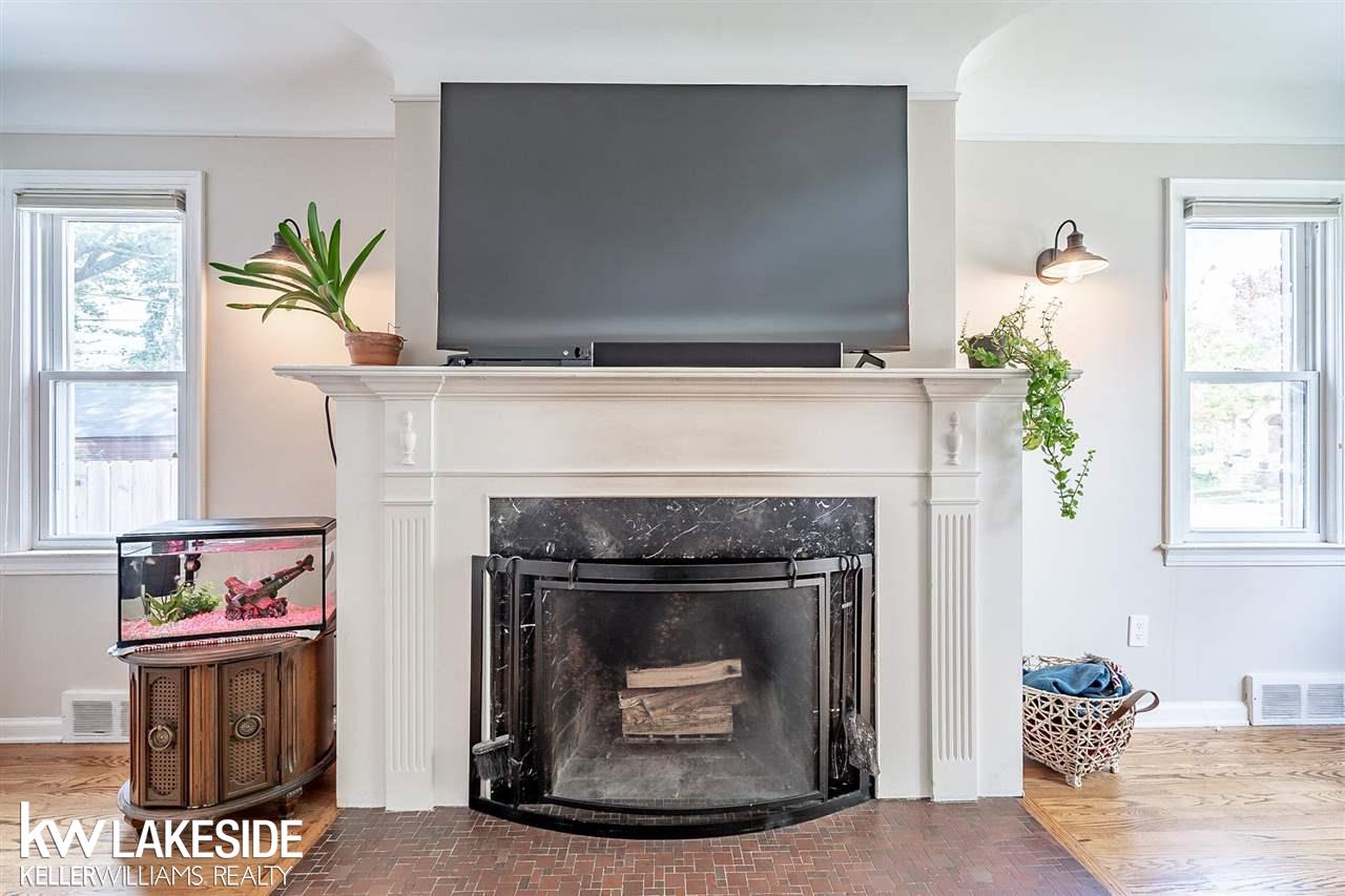 435 Madison Street Grosse Pointe Farms, MI 48236 - Photo 6 of 39