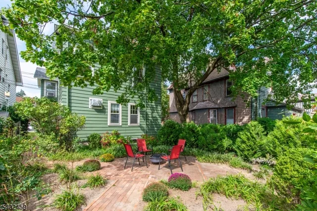 $3,500 | 185 Broad Street, Unit 1, Bloomfield, NJ 07003