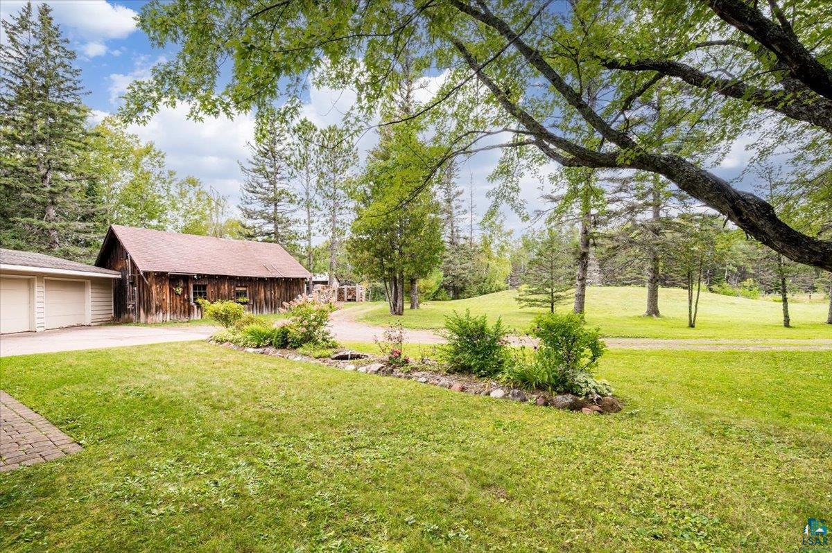 456 Stanley Road Two Harbors, MN 55616 - Photo 8 of 48