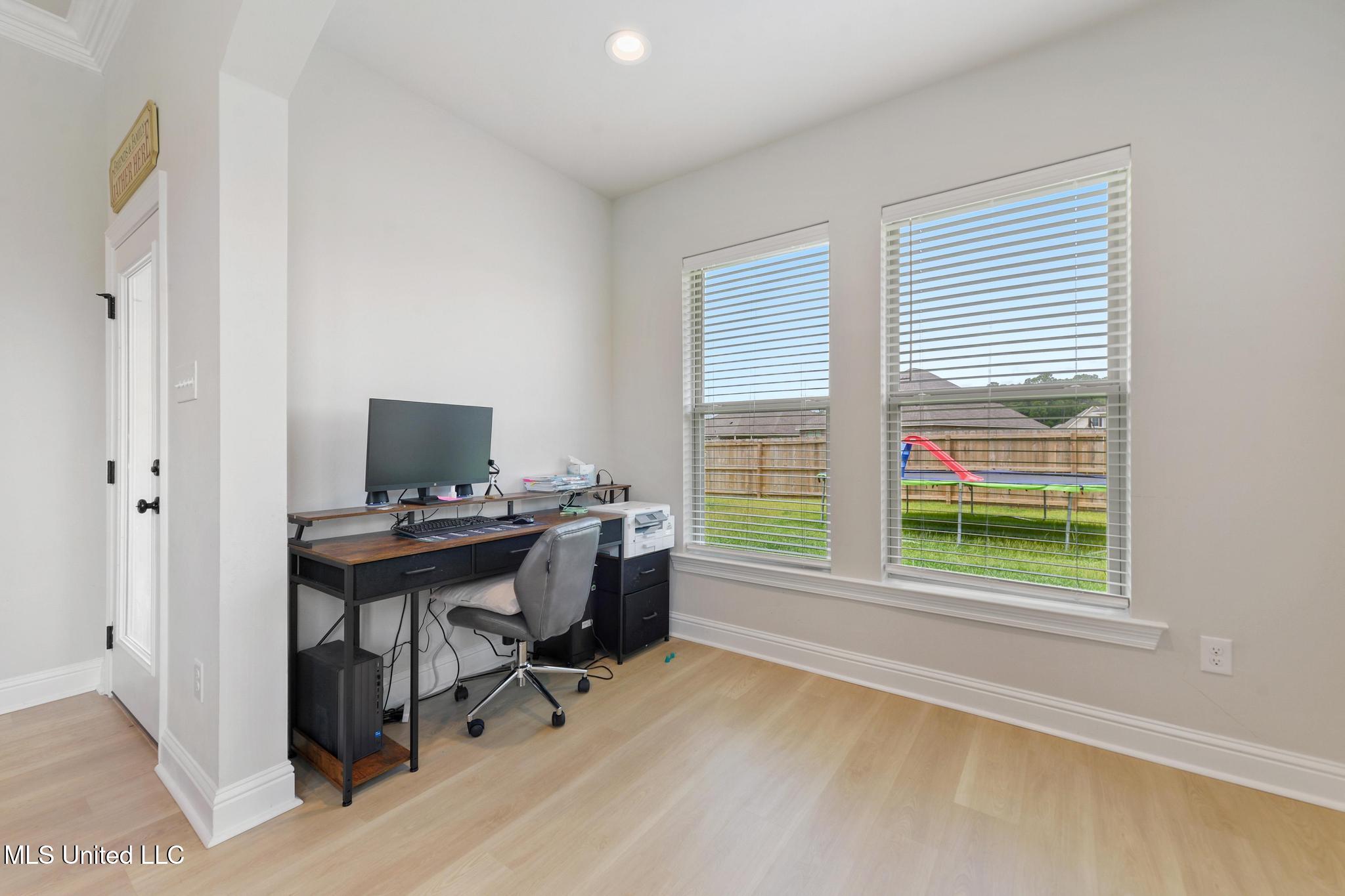 10166 Patrick Drive Gulfport, MS 39503 - Photo 13 of 44 013