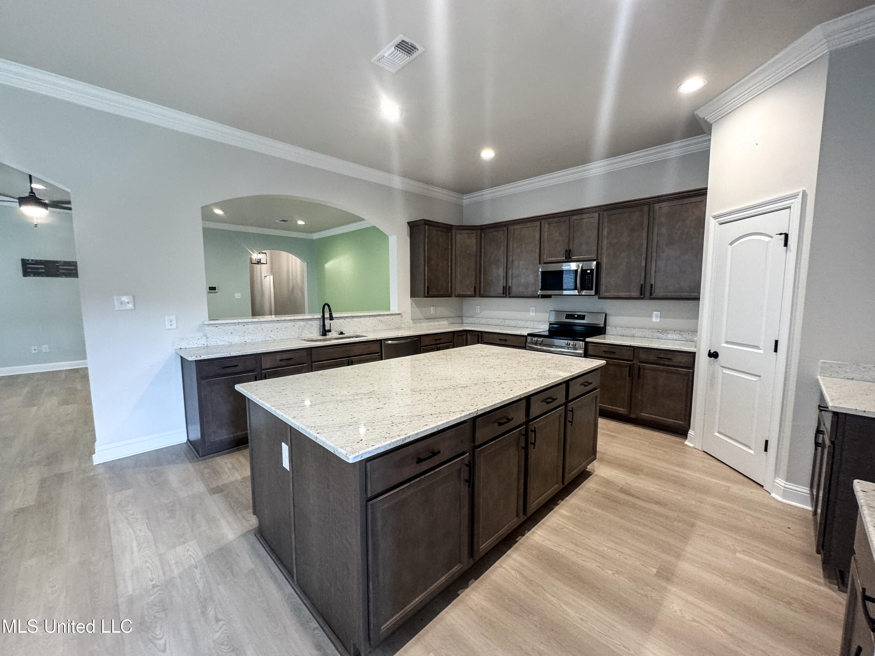 10166 Patrick Drive Gulfport, MS 39503 - Photo 9 of 44 Patrick-10