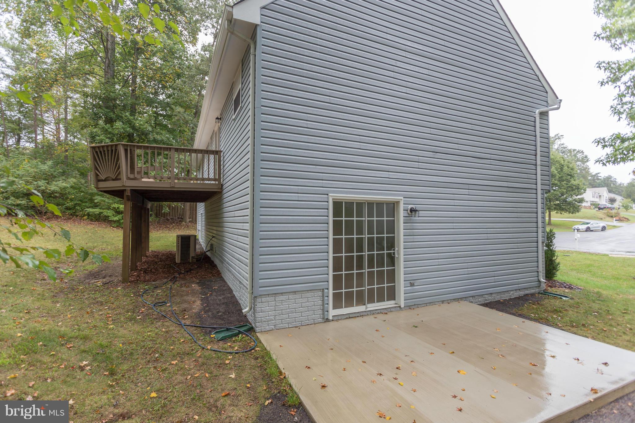32 Myrtle Road Fredericksburg, VA 22405 - Photo 22 of 23 New Side Patio - Off Family Room
