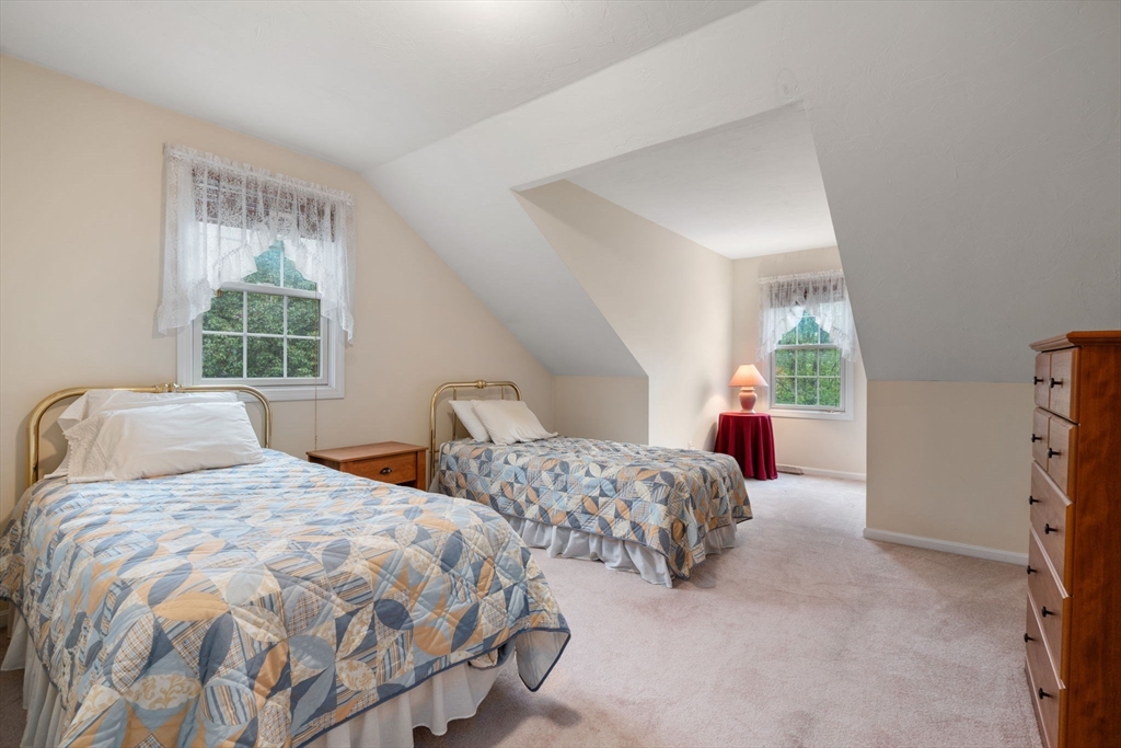 82 Fox Run Road, Unit 82 Blackstone, MA 01504 - Photo 22 of 26