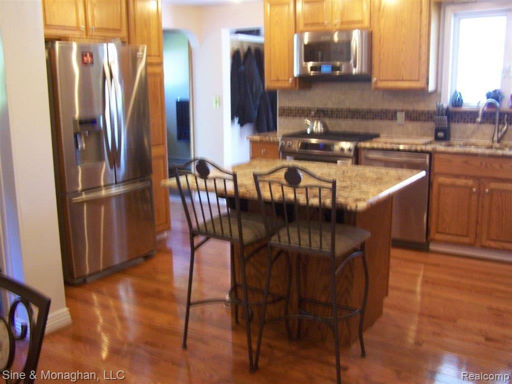 6464 Rattle Run Road St. Clair, MI 48079 - Photo 18 of 25 100_7533.JPG