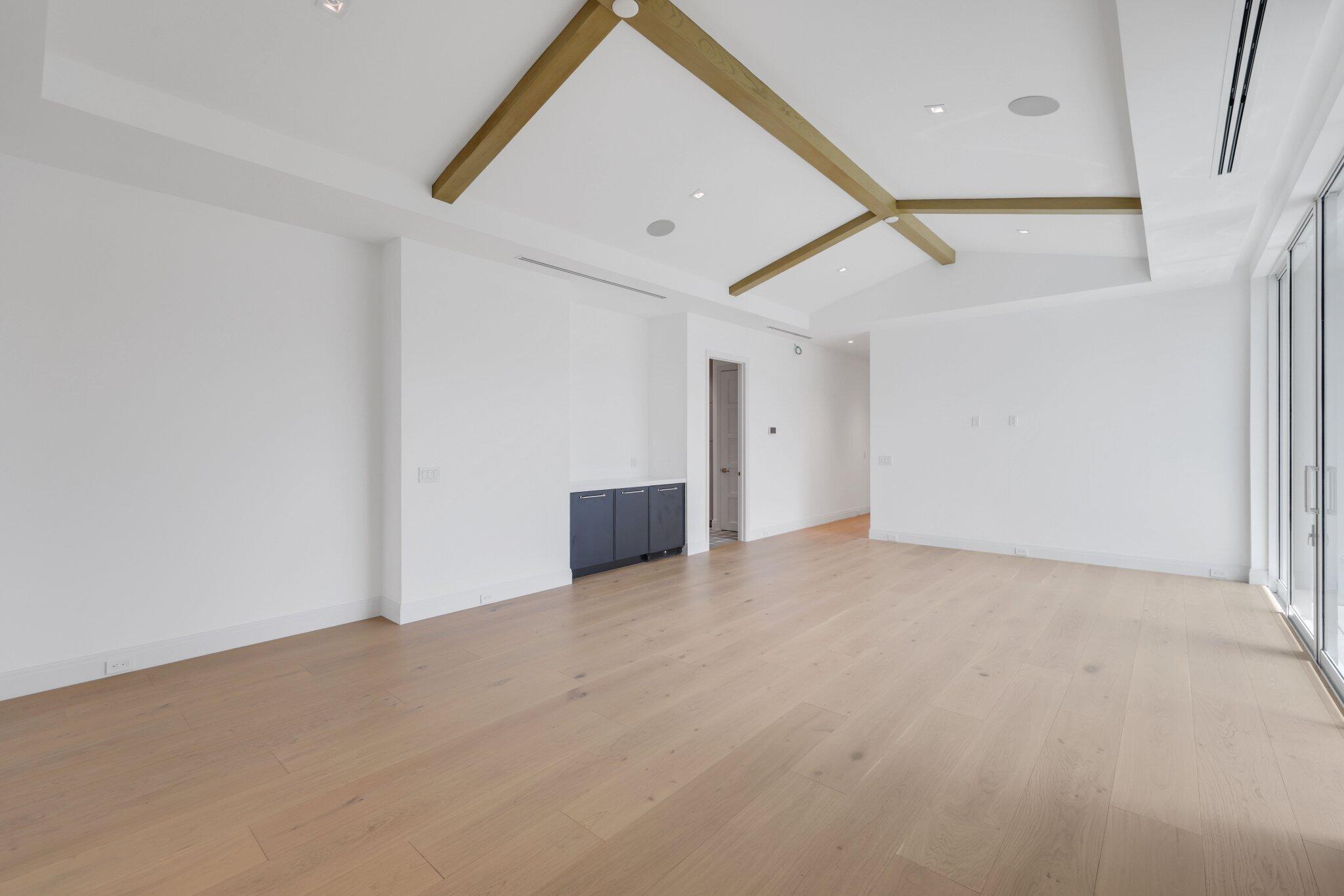 320 Grove Place Delray Beach, FL 33444 - Photo 33 of 83 upstairs loft