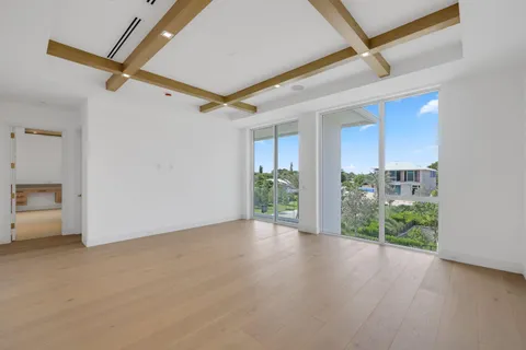 $4,750,000 | 320 Grove Place, Delray Beach, FL 33444