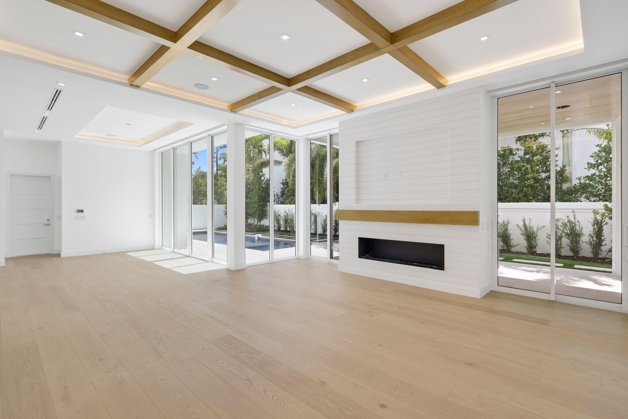 320 Grove Place Delray Beach, FL 33444 - Photo 4 of 83 greatroom