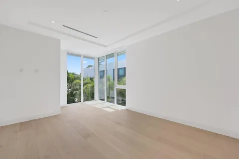 $4,750,000 | 320 Grove Place, Delray Beach, FL 33444