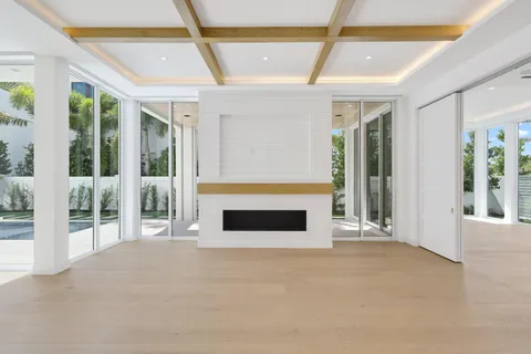 $4,750,000 | 320 Grove Place, Delray Beach, FL 33444