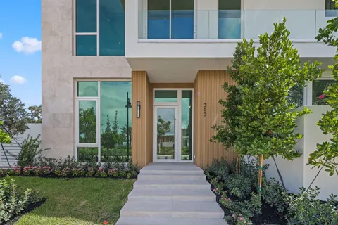 $4,750,000 | 320 Grove Place, Delray Beach, FL 33444