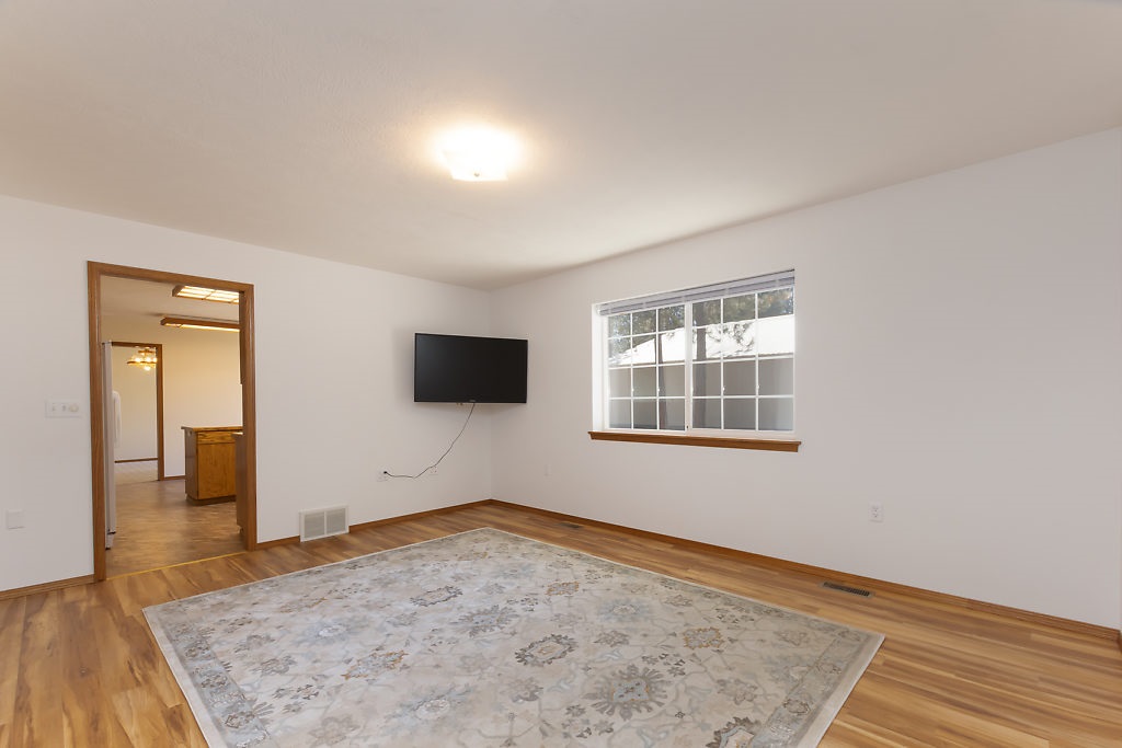 12005 North Ruby Road Spokane, WA 99218 - Photo 8 of 20