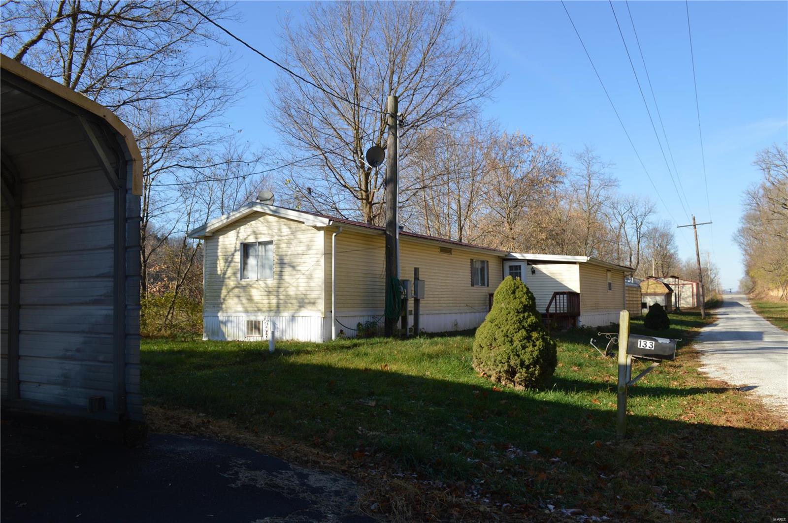 133 Quarry Road Eldred, IL 62027 - Photo 4 of 25