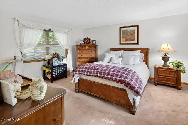 $540,000 | 53 Sonat Road, Clifton Park, NY 12065