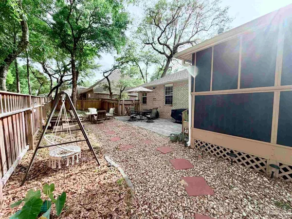 $475,000 | 10355 Foggy Bottom Road, Pensacola, FL 32507