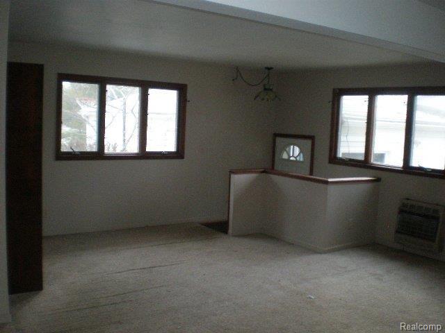 466 Lincoln Road St. Clair, MI 48079 - Photo 6 of 17 P1180269.JPG