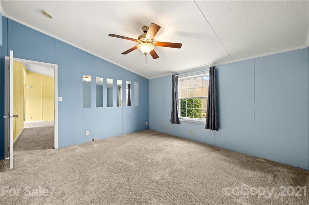 180 Austin Road Clyde, NC 28721 - Photo 11 of 24