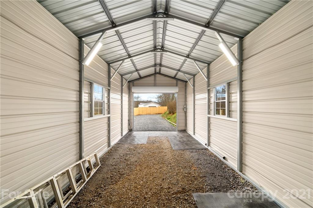 180 Austin Road Clyde, NC 28721 - Photo 21 of 24