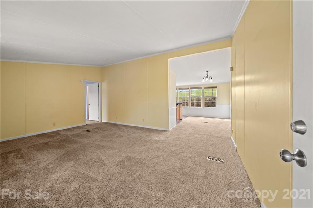 180 Austin Road Clyde, NC 28721 - Photo 6 of 24