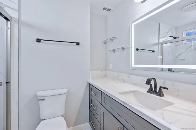 $2,100,000 | 16220 Palomino Mesa Court, San Diego, CA 92127