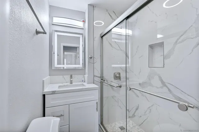 $2,100,000 | 16220 Palomino Mesa Court, San Diego, CA 92127