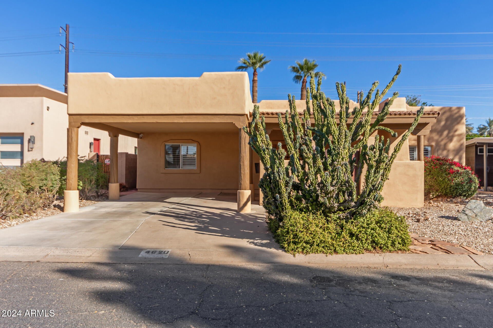 4620 East Montecito Avenue Phoenix, AZ 85018 - Photo 3 of 53 01 - Montecito