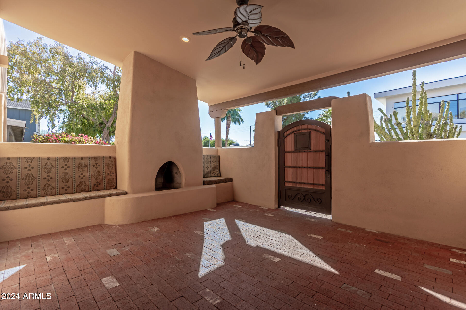 4620 East Montecito Avenue Phoenix, AZ 85018 - Photo 5 of 53 08 - Montecito