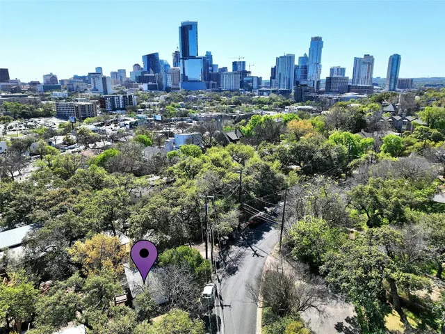 $2,495 | 1401 Windsor Road, Austin, TX 78703