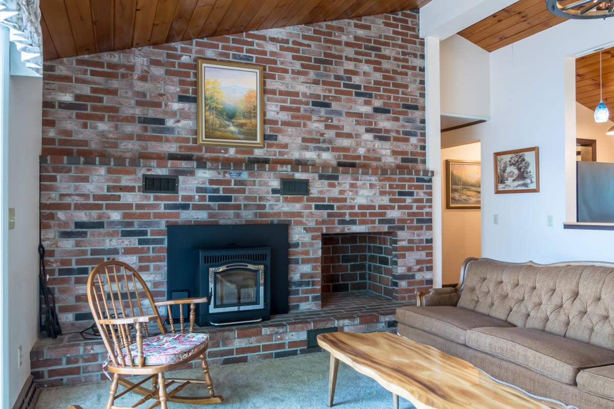 166 Lyons Point Road Gray, ME 04071 - Photo 14 of 42 20-Living Room (4 of 5)