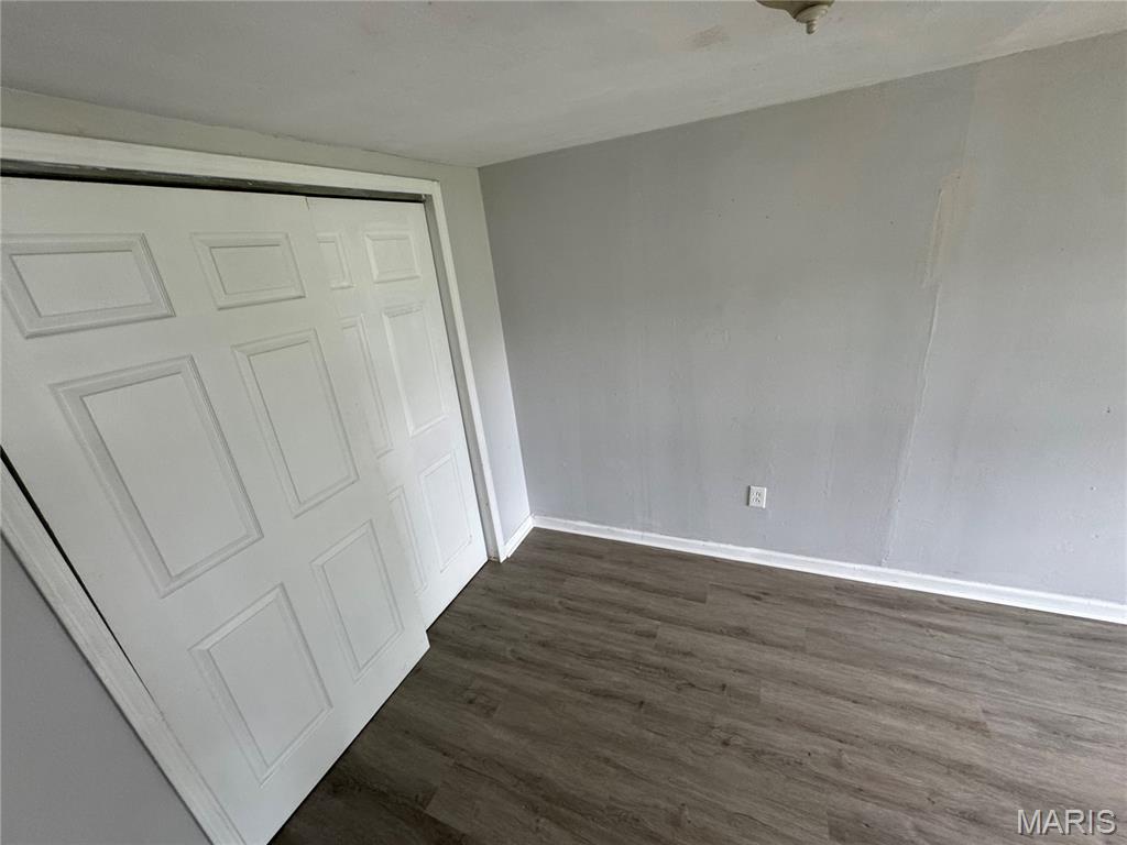 252 Midlothian Road St. Louis, MO 63137 - Photo 7 of 11