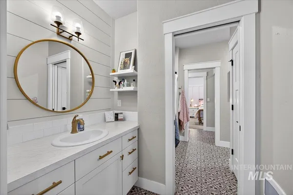 $1,099,000 | 15111 Pinehurst Way, Caldwell, ID 83607