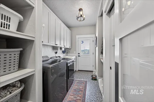 $1,099,000 | 15111 Pinehurst Way, Caldwell, ID 83607