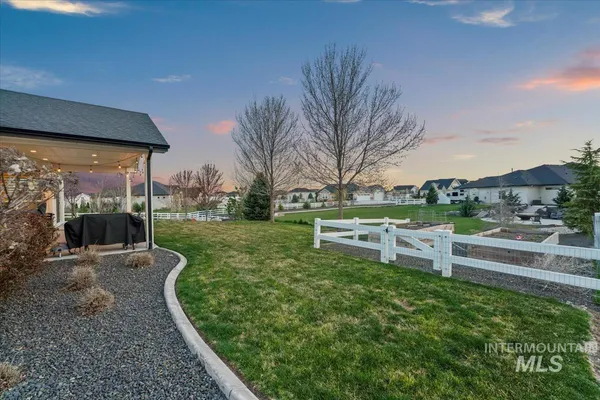 $1,099,000 | 15111 Pinehurst Way, Caldwell, ID 83607